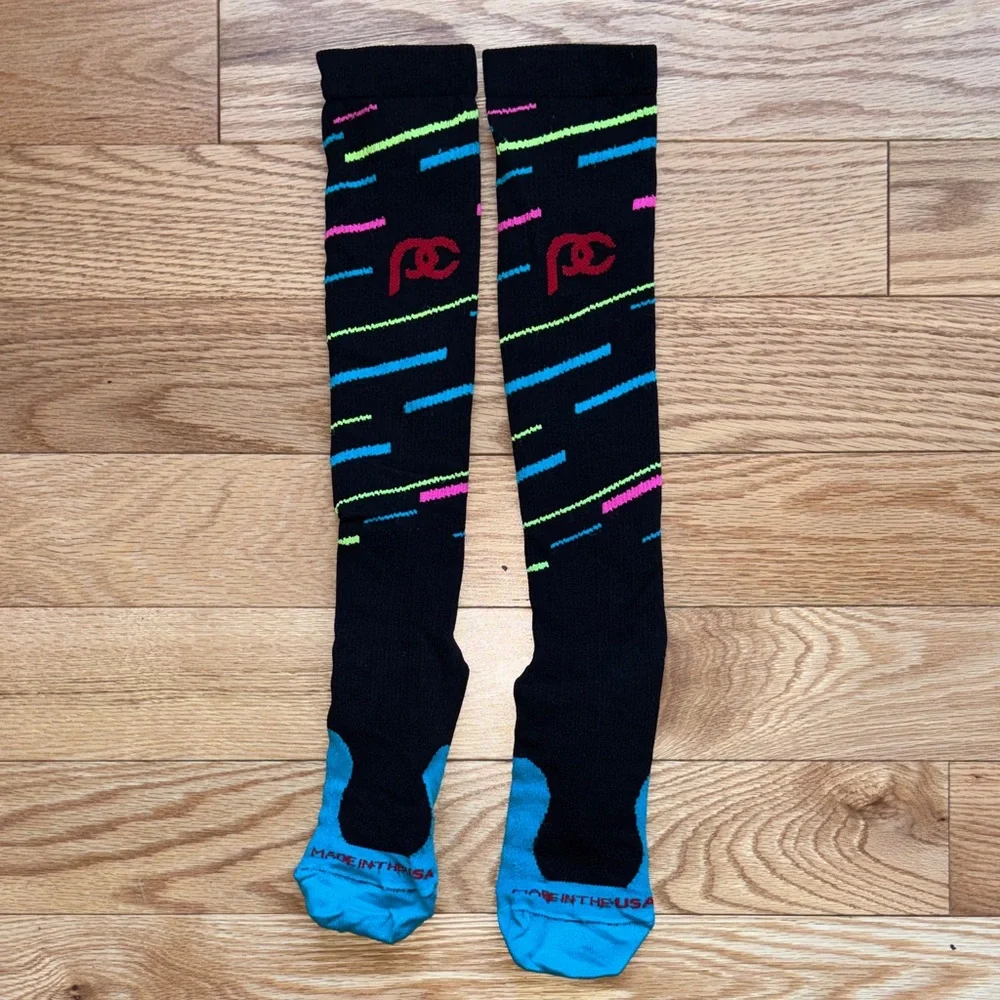 Pro Compression Socks - Picture 1 of 3